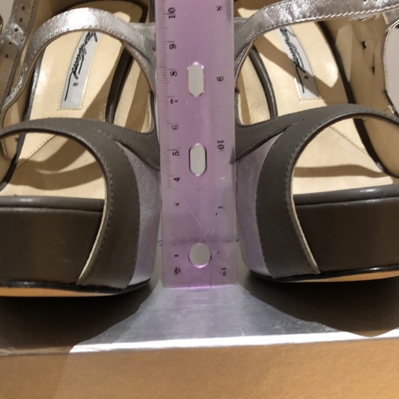 Brian Atwood silver platform open tor heels size 36 - Picture 8 of 11